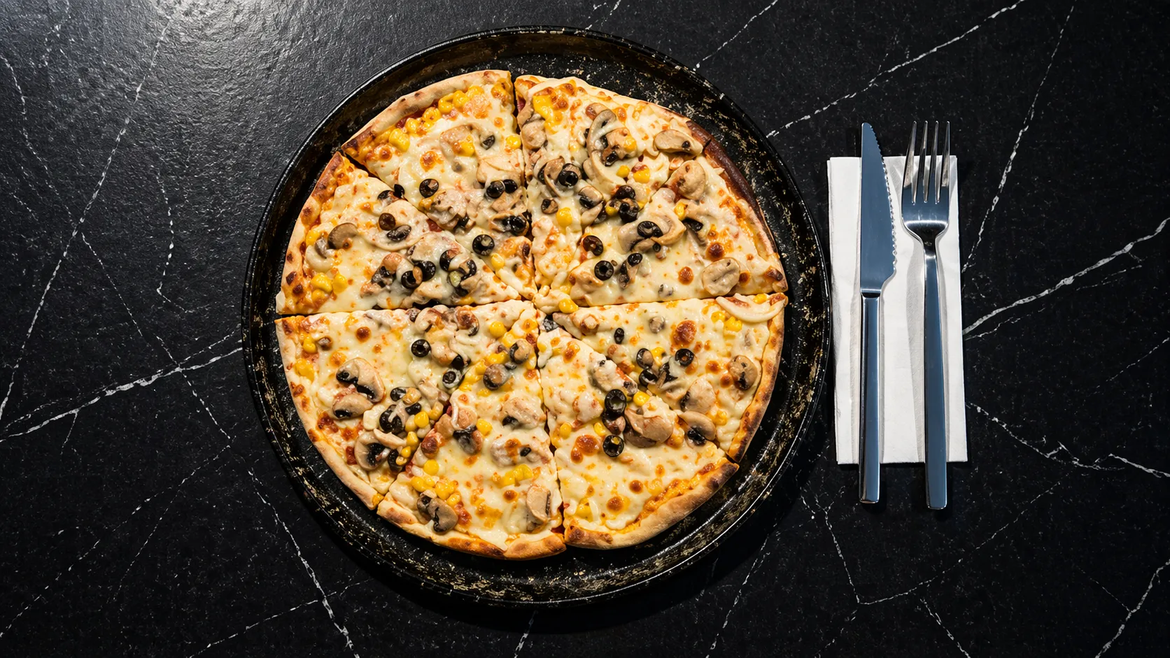 Ton Balikli Pizza